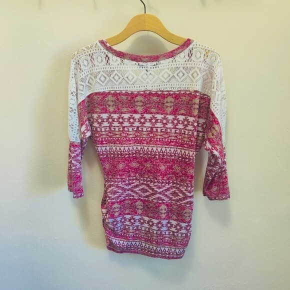 Almost Famous 3/4 Drop Shoulder Sleeve White Lace Shoulders Ruched Side Sz Large - Picture 6 of 9